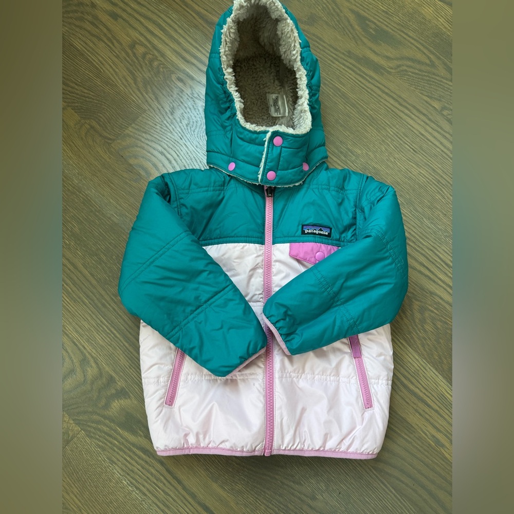 Patagonia Reversible Tribbles Jacket  4T